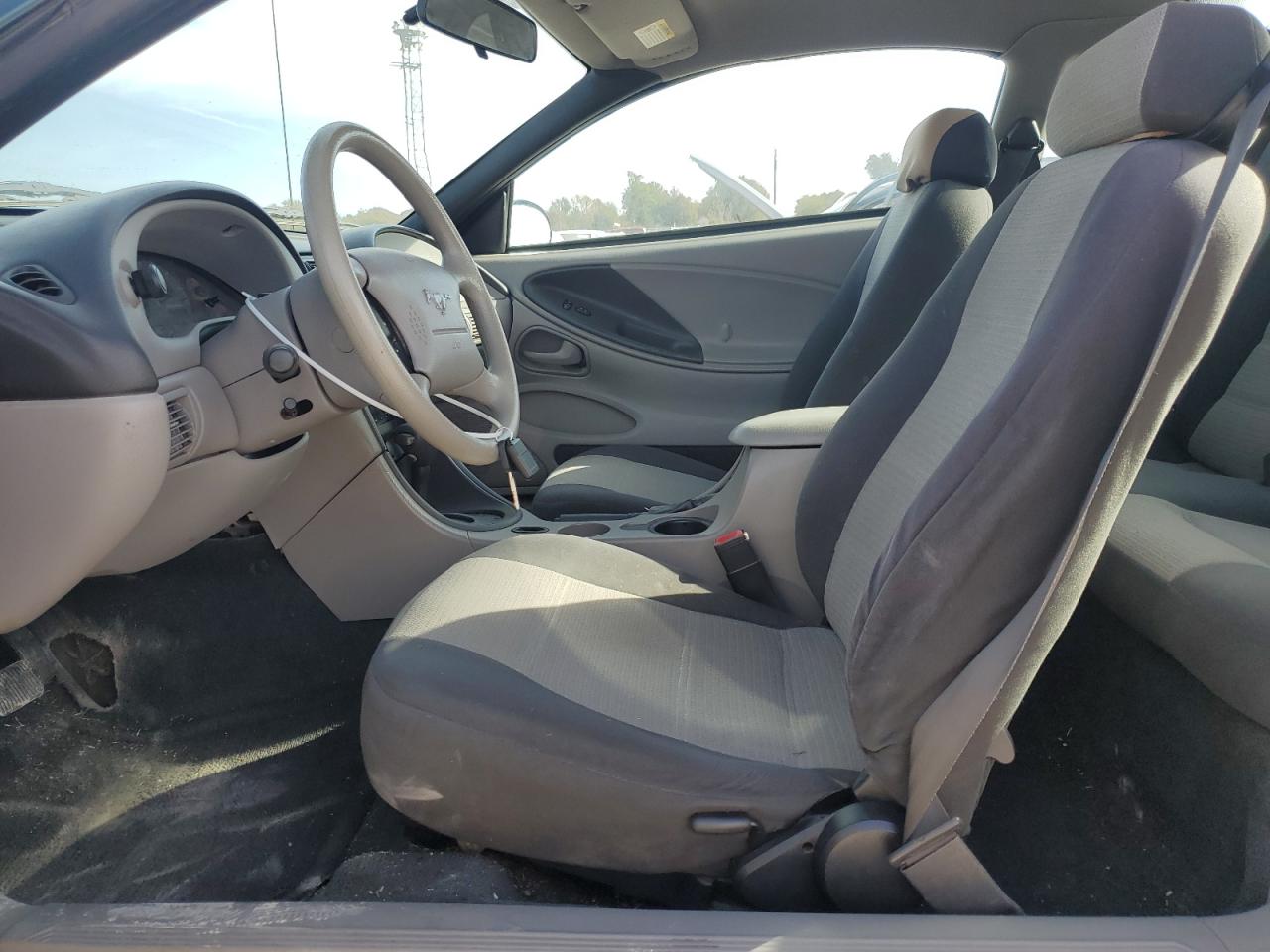 2001 Ford Mustang VIN: 1FAFP40421F153936 Lot: 92379525