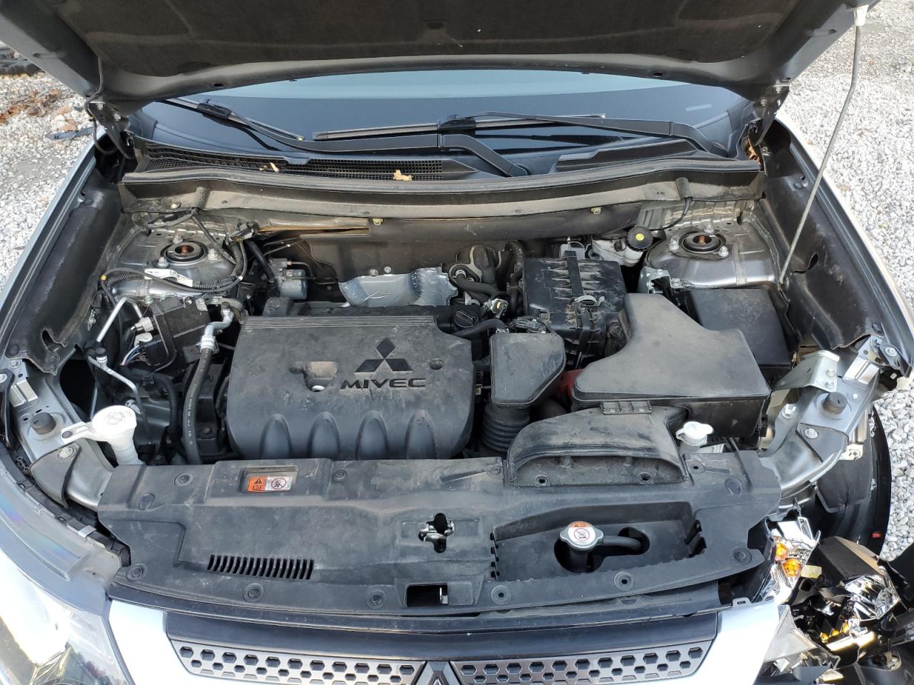 2020 Mitsubishi Outlander Se VIN: JA4AZ3A3XLZ048717 Lot: 92418375