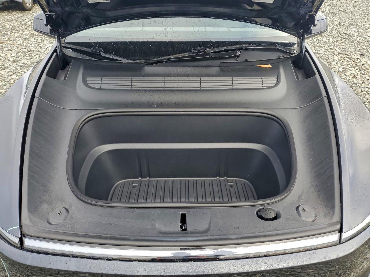 2026 Tesla Model Y VIN: 7SAYGDEE4TF350041 Lot: 93417435