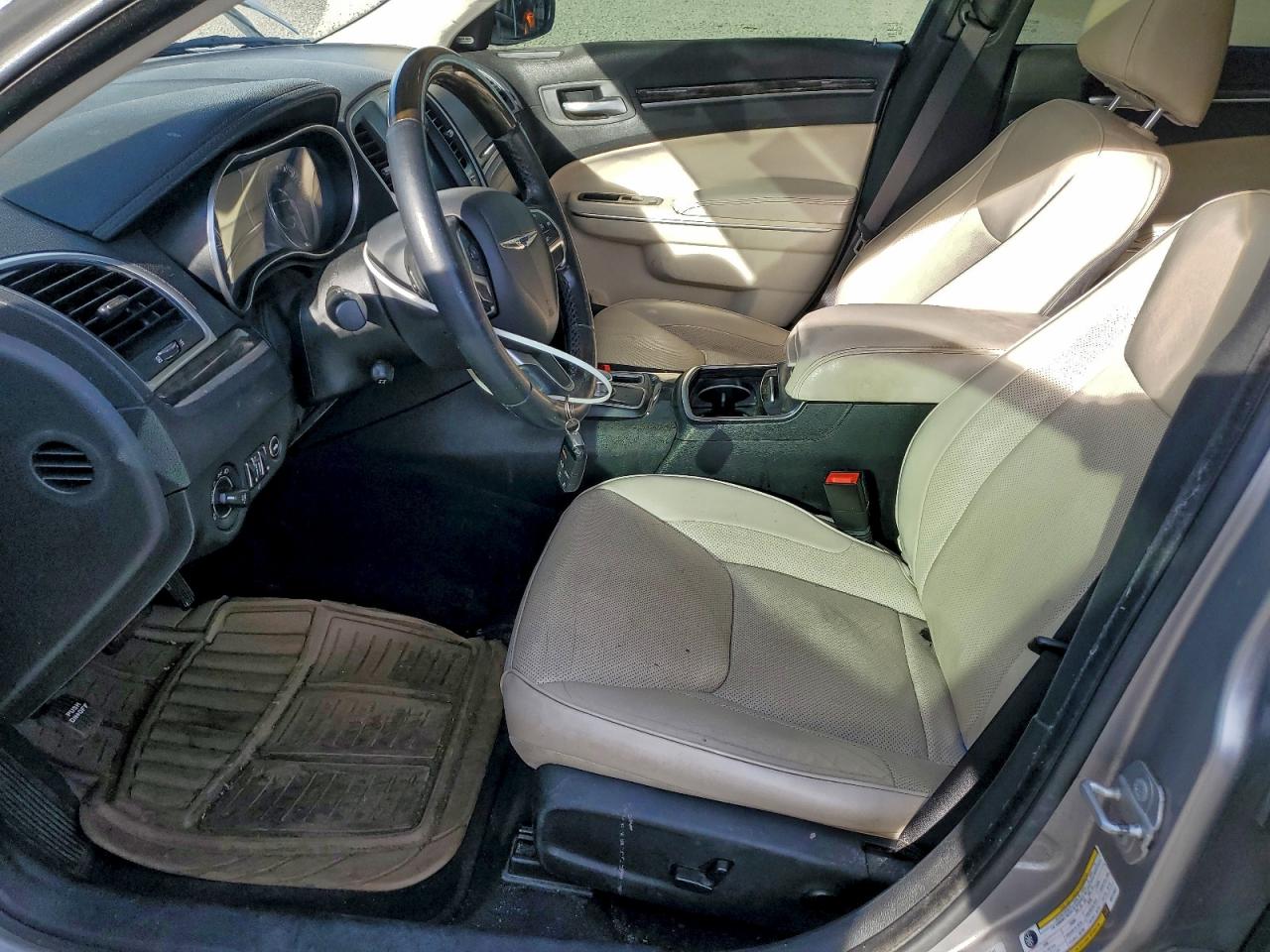 2016 Chrysler 300C VIN: 2C3CCAKG2GH111521 Lot: 94367755