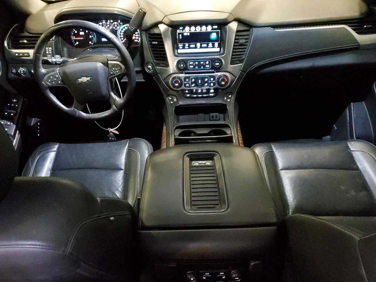 2018 Chevrolet Suburban K1500 Premier VIN: 1GNSKJKC0JR128310 Lot: 91863015