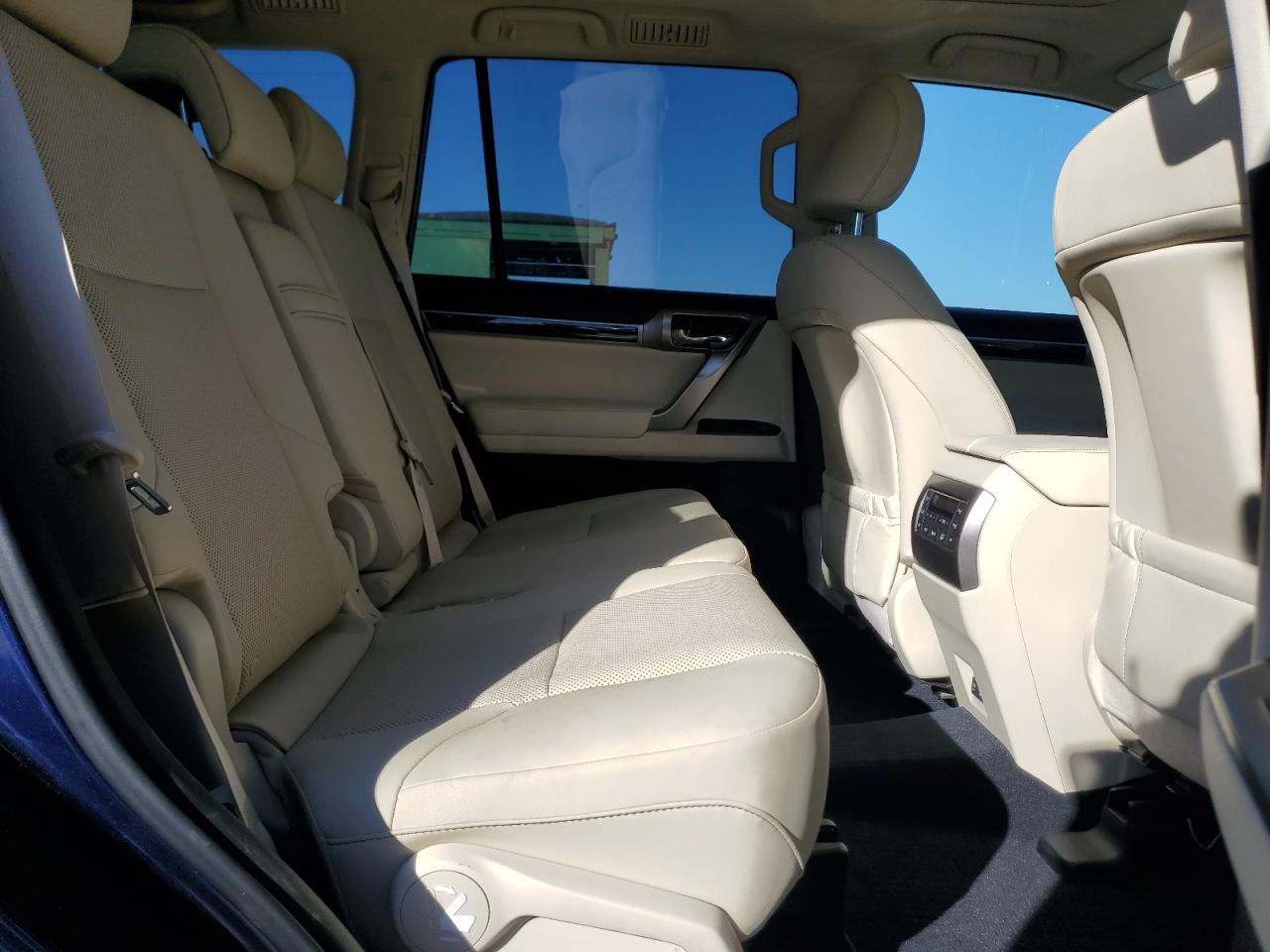 2023 Lexus Gx 460 VIN: JTJAM7BX8P5340891 Lot: 90660395