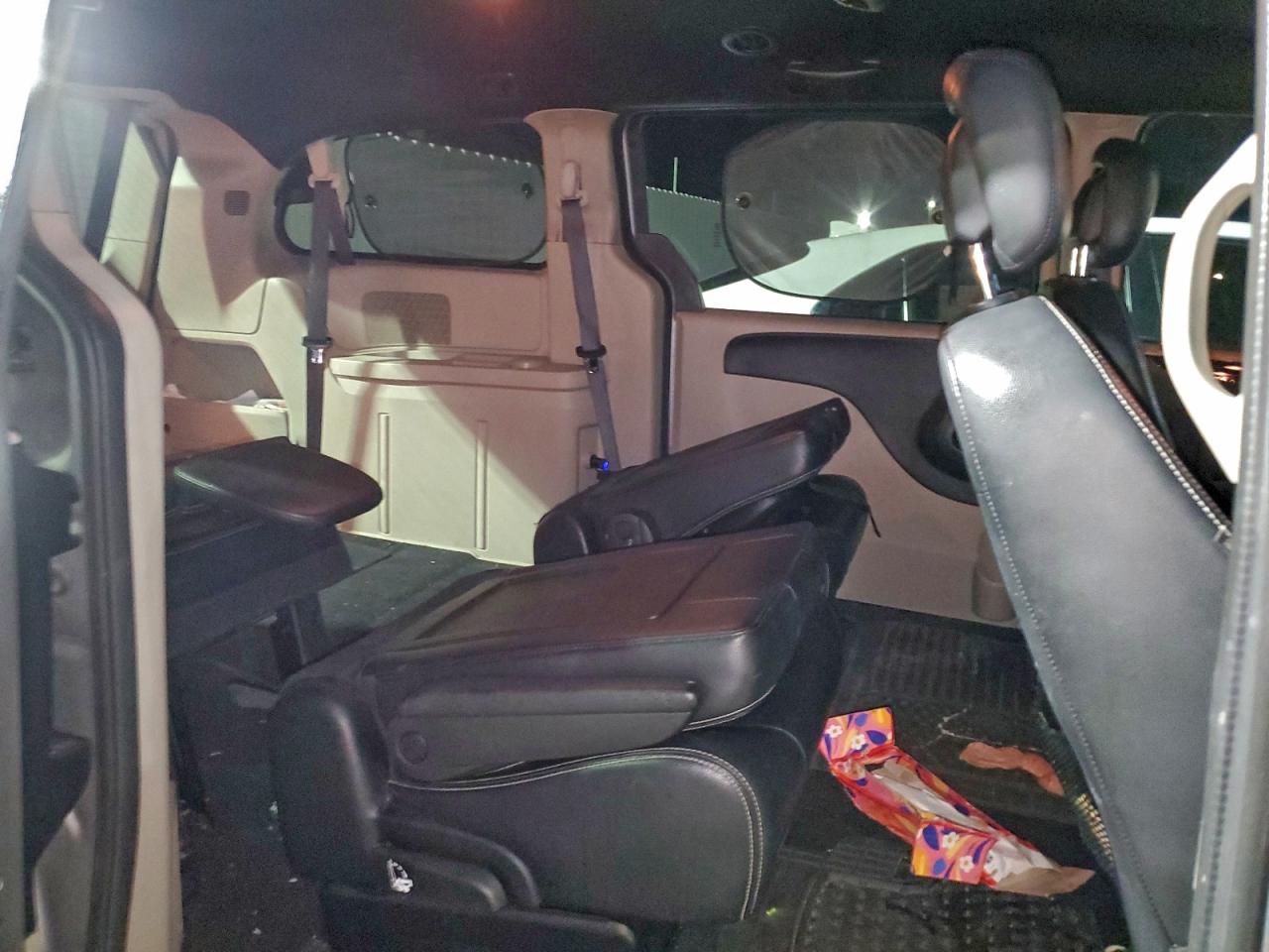 2018 Dodge Grand Cara VIN: 241210 Lot: 95016335