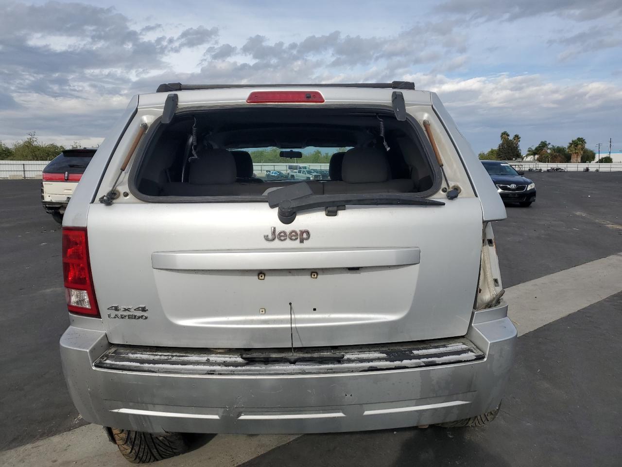 2006 Jeep Grand Cherokee Laredo VIN: 1J4GR48K56C240745 Lot: 90720635