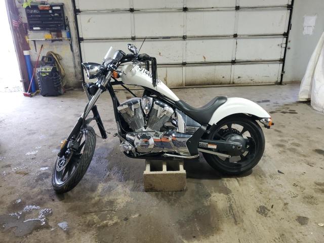 2011 HONDA VT1300 CX  