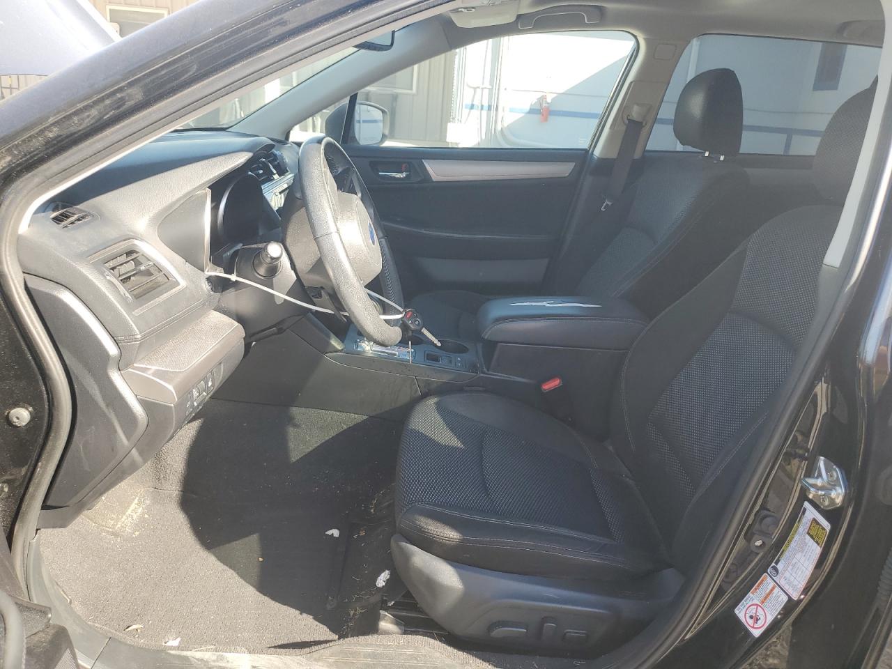 2018 Subaru Outback 2.5I Premium VIN: 4S4BSADC0J3298204 Lot: 92427285