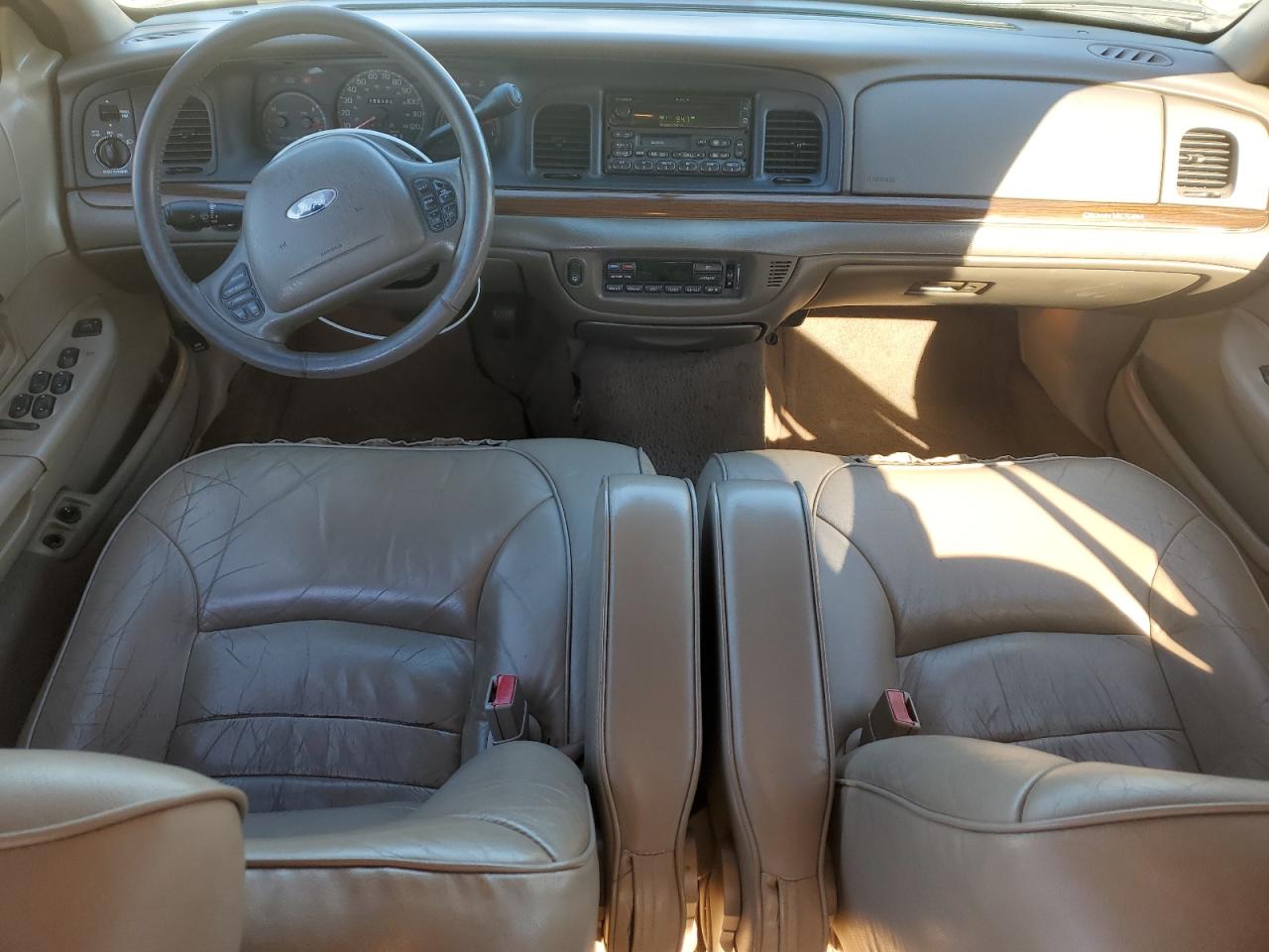 2002 Ford Crown Victoria Lx VIN: 2FAFP74W22X140350 Lot: 93020165