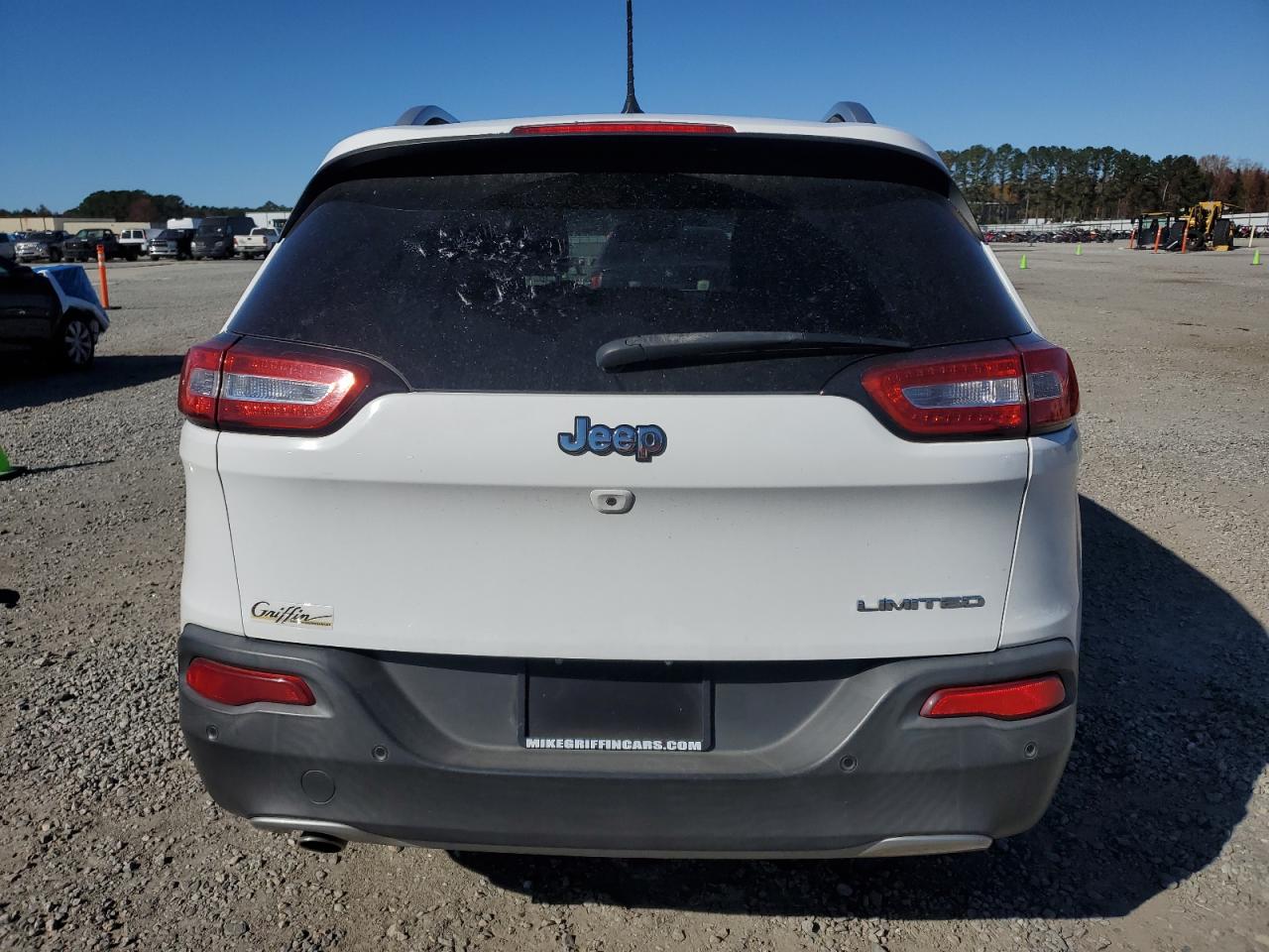 2014 Jeep Cherokee Limited VIN: 1C4PJLDB3EW272667 Lot: 92182975