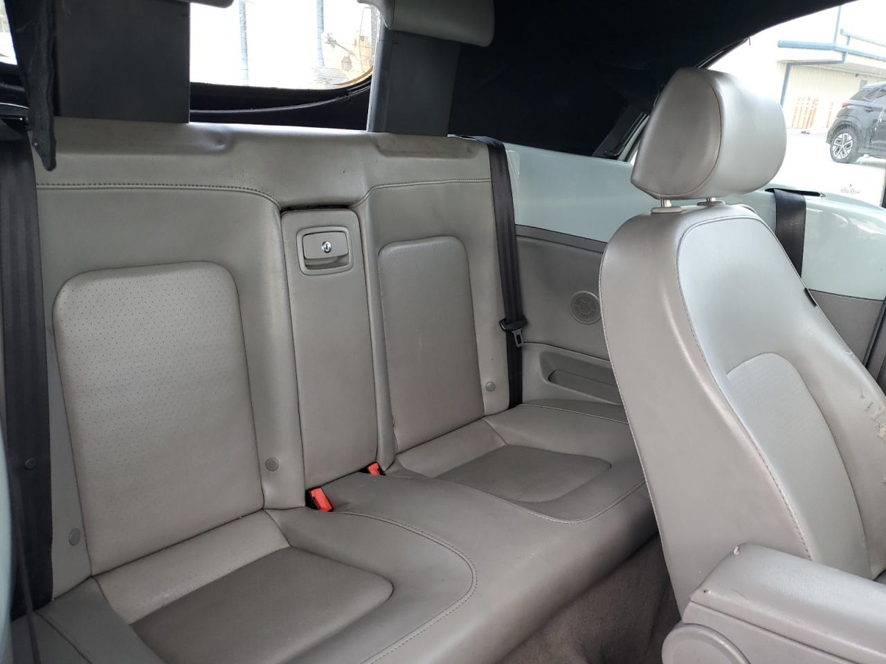 2006 Volkswagen New Beetle Convertible Option Package 1 VIN: 3VWRG31Y56M313699 Lot: 91935595