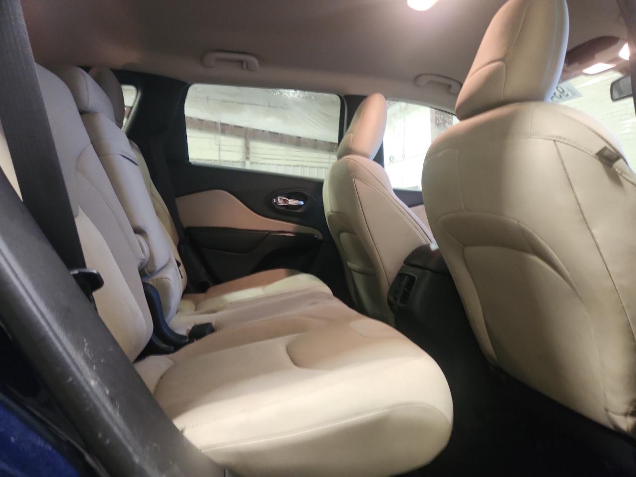 2015 Jeep Cherokee Sport VIN: 1C4PJMAB8FW755034 Lot: 93498215