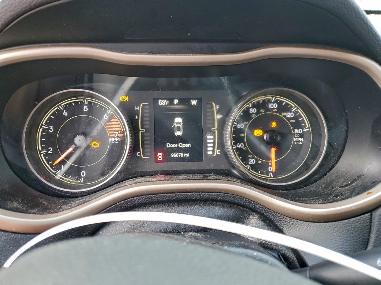 2017 Jeep Cherokee Latitude VIN: 1C4PJMCB7HW651621 Lot: 94044655