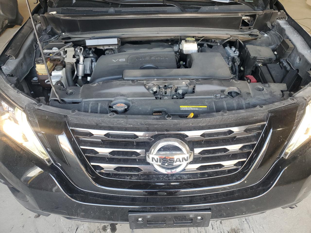 2018 Nissan Pathfinder S VIN: 5N1DR2MN5JC654691 Lot: 92811945