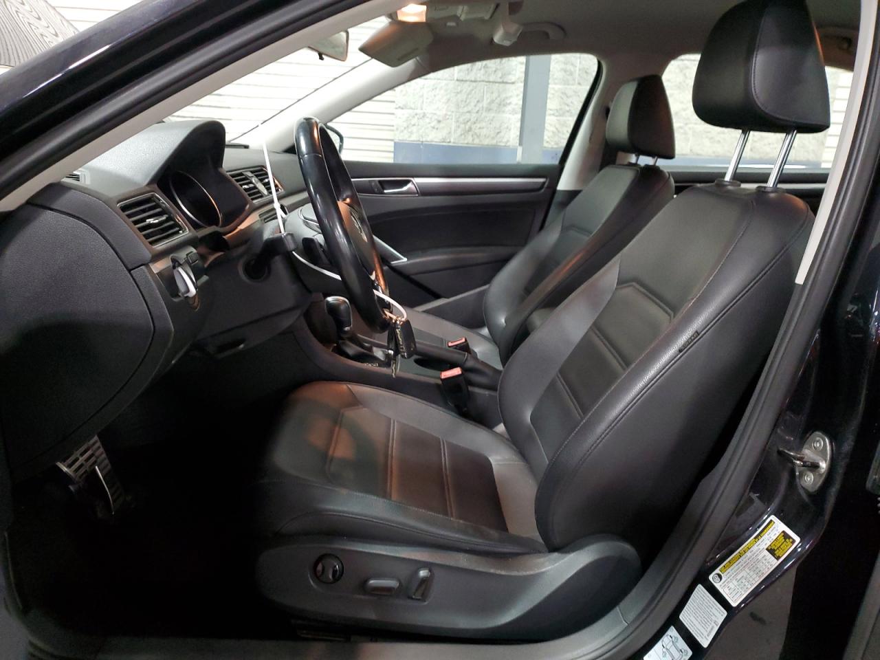 2017 Volkswagen Passat R-Line VIN: 1VWDT7A38HC018117 Lot: 93427775