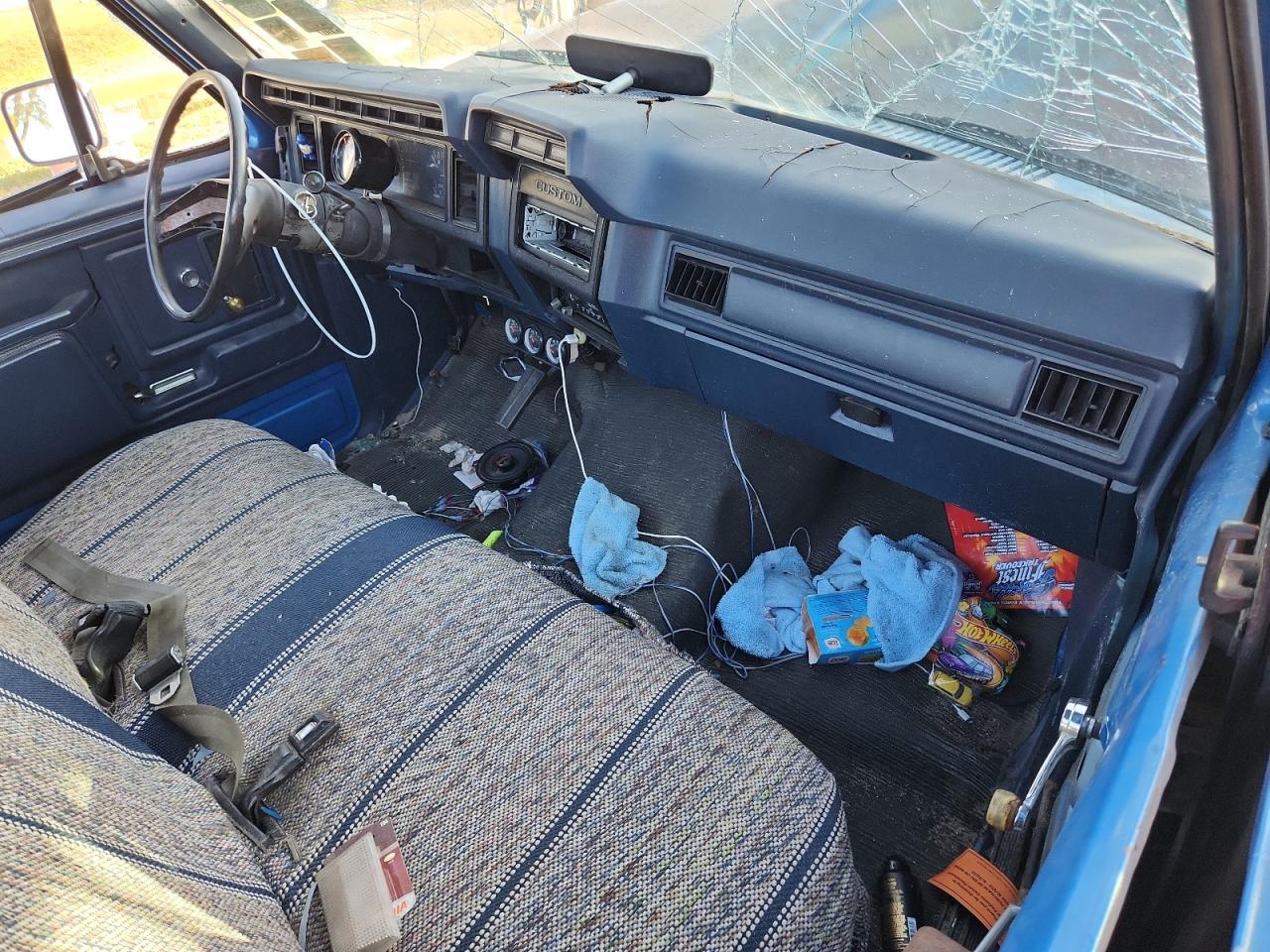 1981 Ford F100 VIN: 1FTCF10EXBNB08628 Lot: 92092655