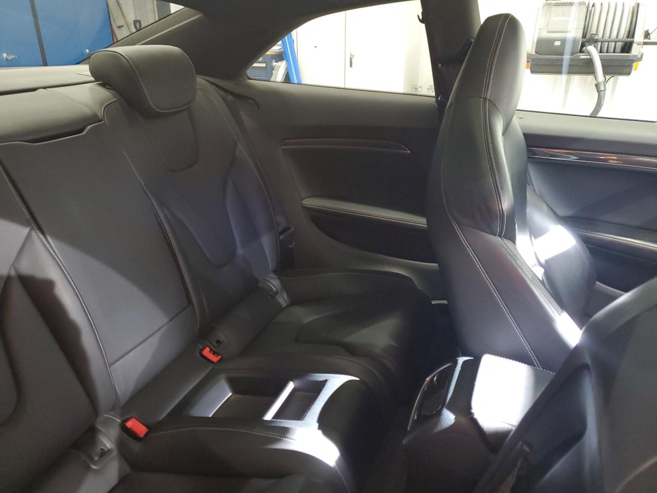 2014 Audi S5 Premium Plus VIN: WAUGGAFR7EA020721 Lot: 92675145