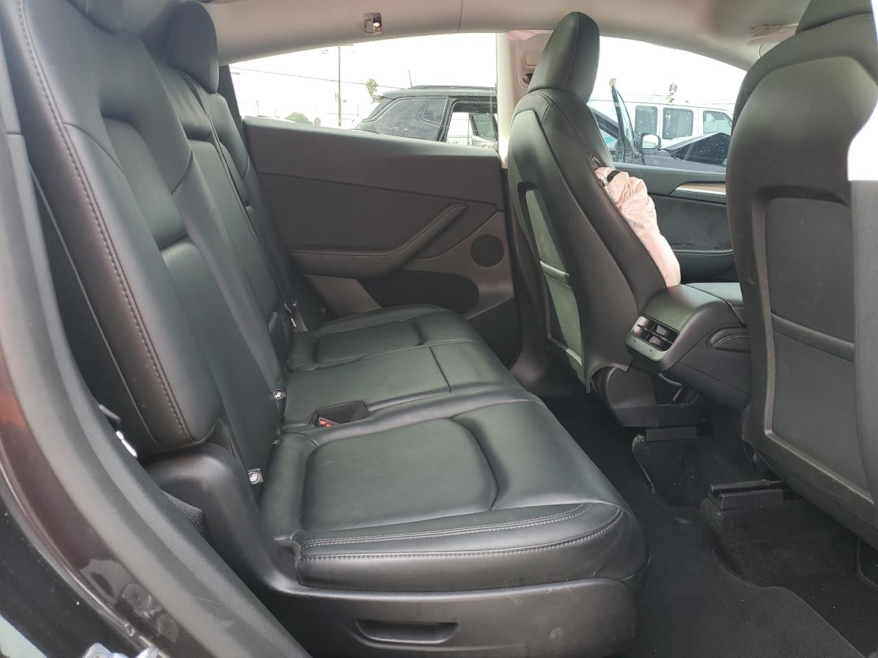 2025 Tesla Model Y VIN: 7SAYGAEE2SF245091 Lot: 91945305