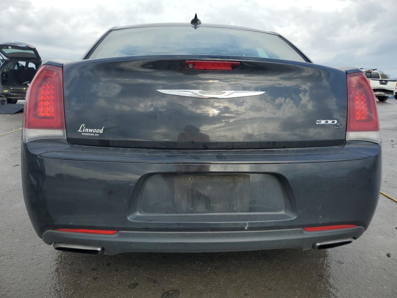 2015 Chrysler 300 S VIN: 2C3CCABG2FH760413 Lot: 90750575