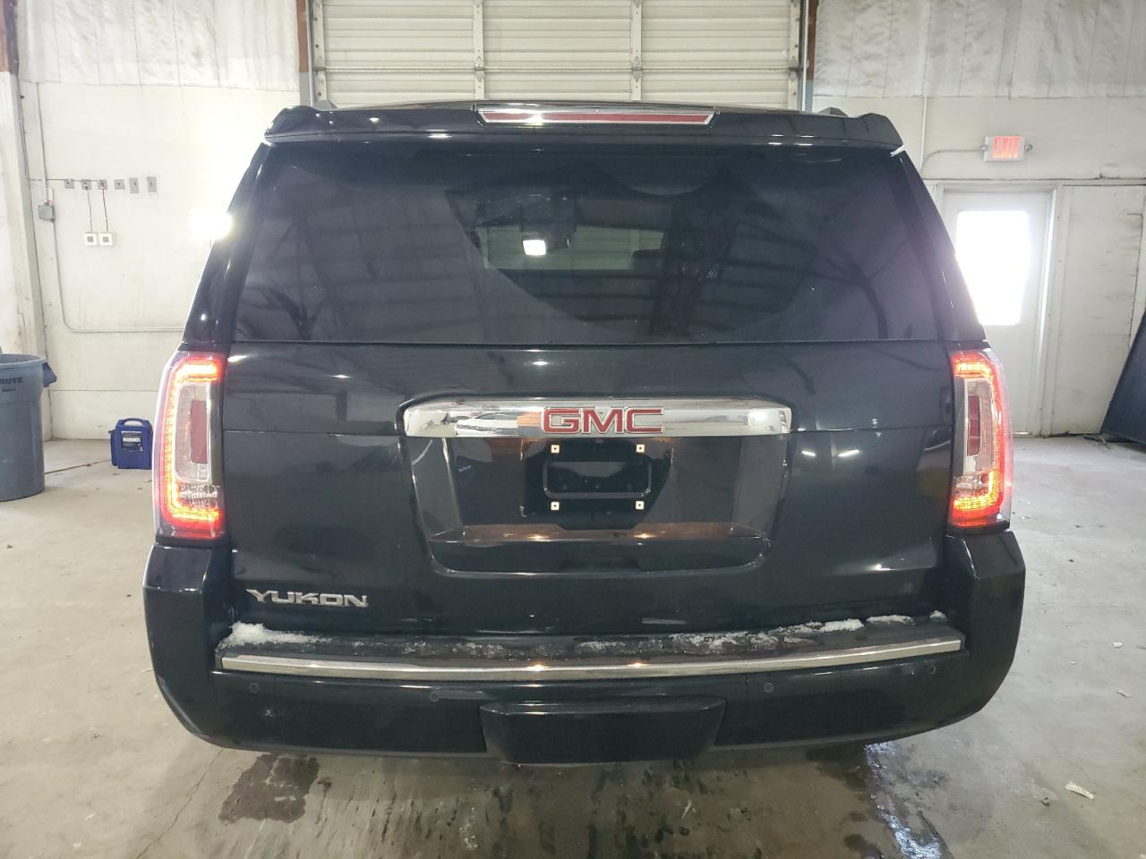2019 GMC Yukon Denali VIN: 1GKS2CKJ8KR332720 Lot: 92170965