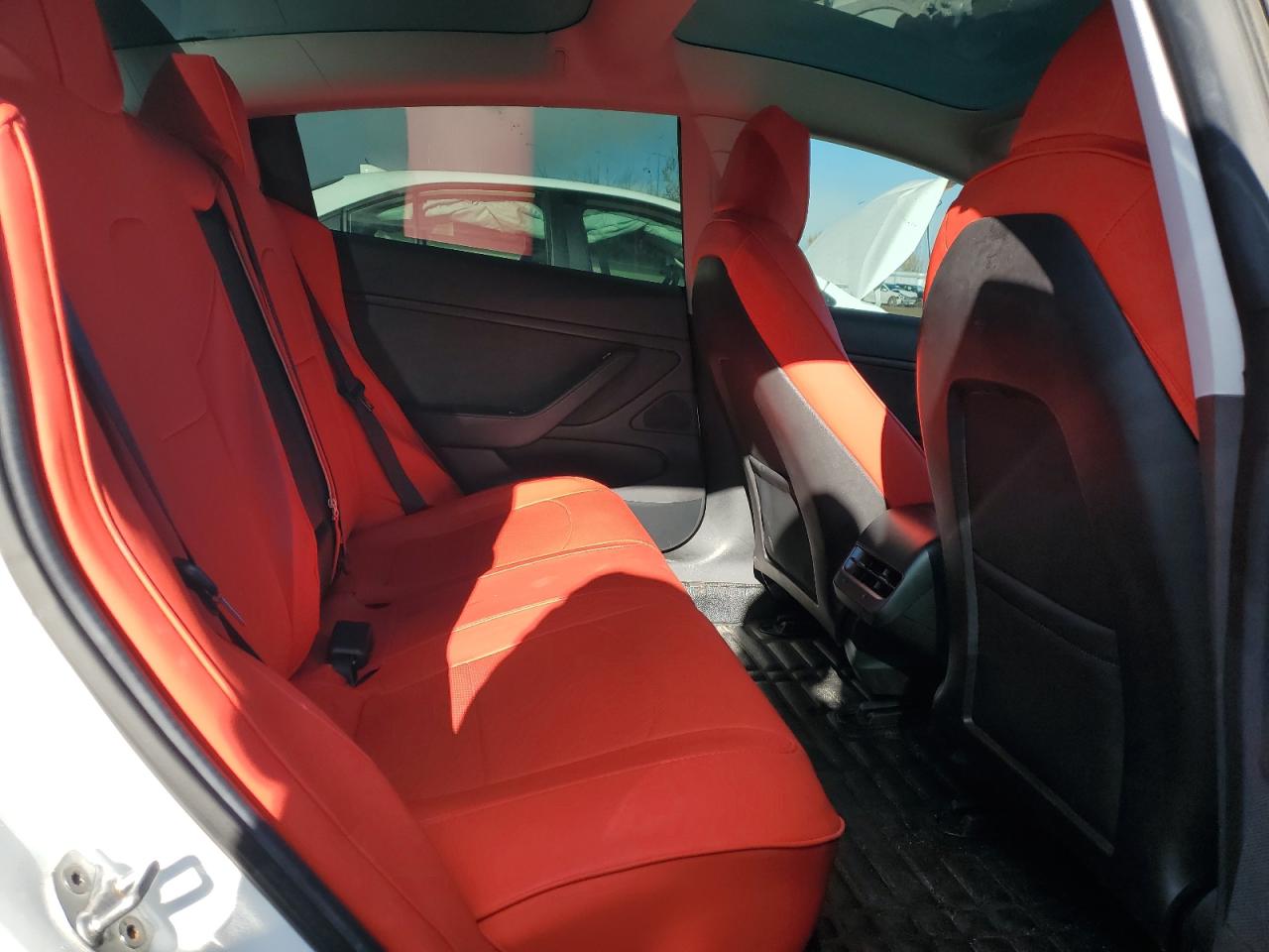 2019 Tesla Model 3 VIN: 5YJ3E1EA7KF487661 Lot: 92101615