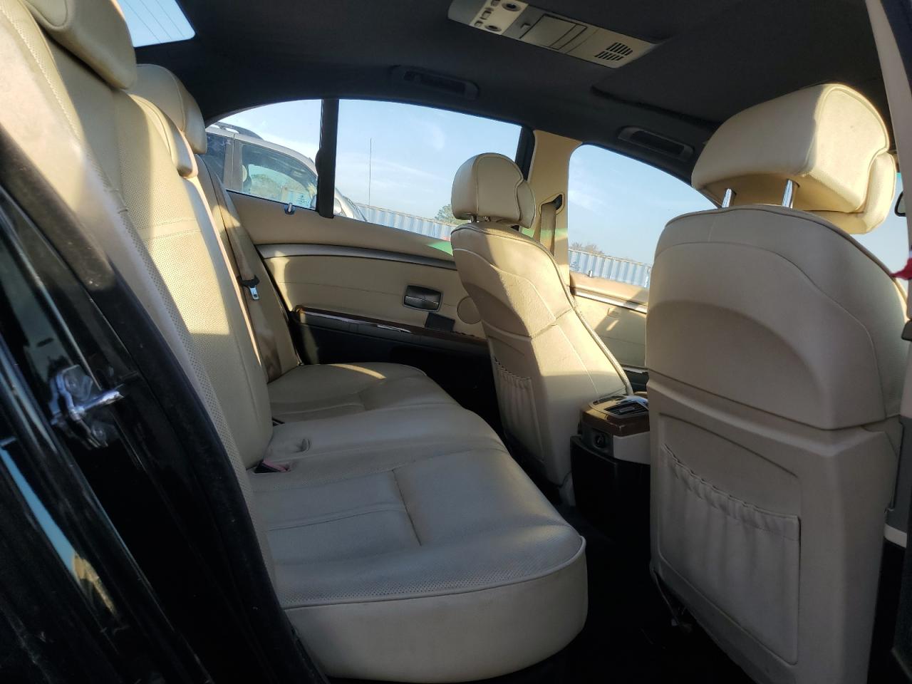 2007 BMW 750 I VIN: WBAHL83547DT07929 Lot: 93929795