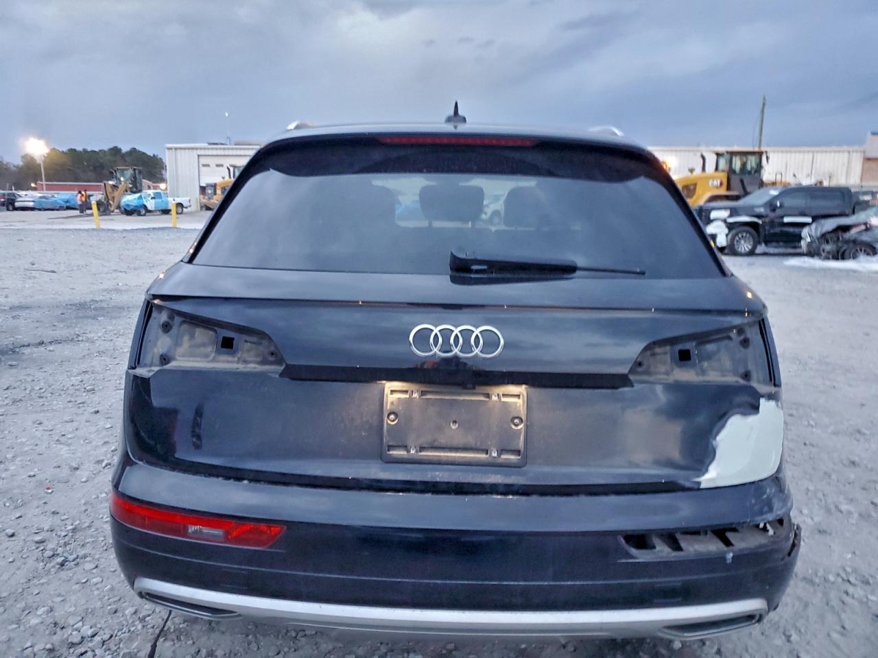 2018 Audi Q5 Premium VIN: WA1ANAFY1J2004146 Lot: 93754665