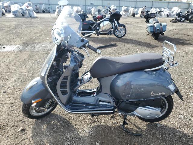 2022 VESPA GTS 300  