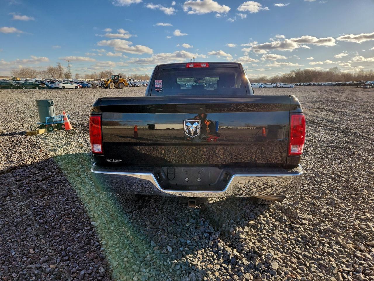 2017 Ram 1500 St VIN: 1C6RR6FG9HS603783 Lot: 94302365