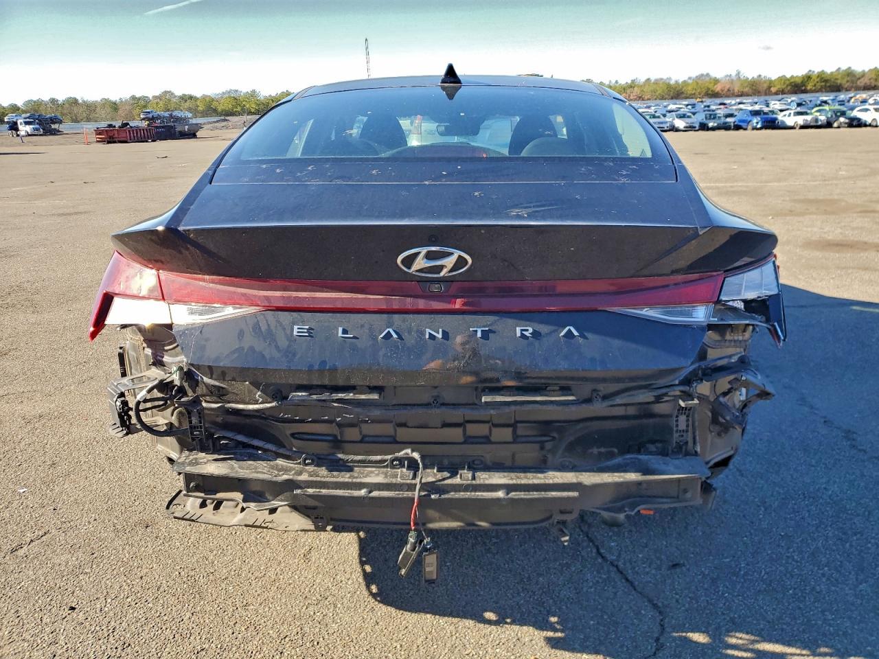 2022 Hyundai Elantra Sel VIN: KMHLM4AG4NU313827 Lot: 93314115