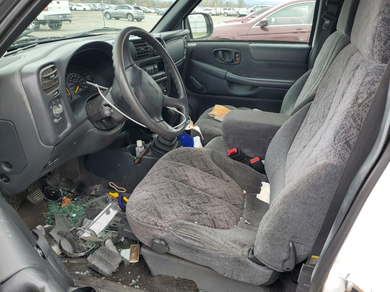 1999 GMC Sonoma VIN: 1GTCS144XX8530403 Lot: 93508035