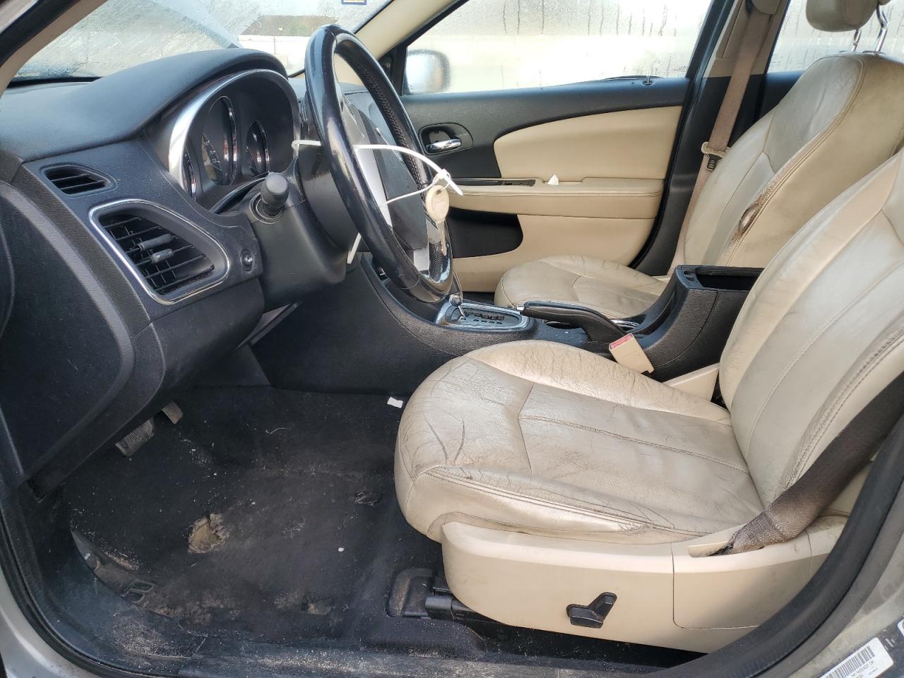 2013 Chrysler 200 Limited VIN: 1C3CCBCG0DN699779 Lot: 93461435