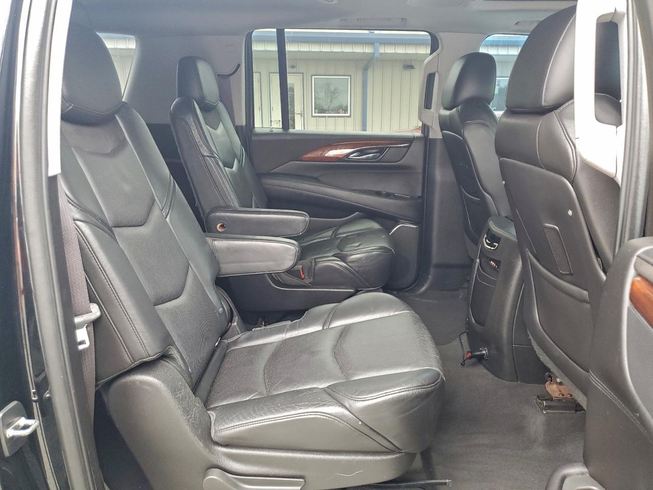 2015 Cadillac Escalade Esv Luxury VIN: 1GYS4HKJ3FR250929 Lot: 94235625