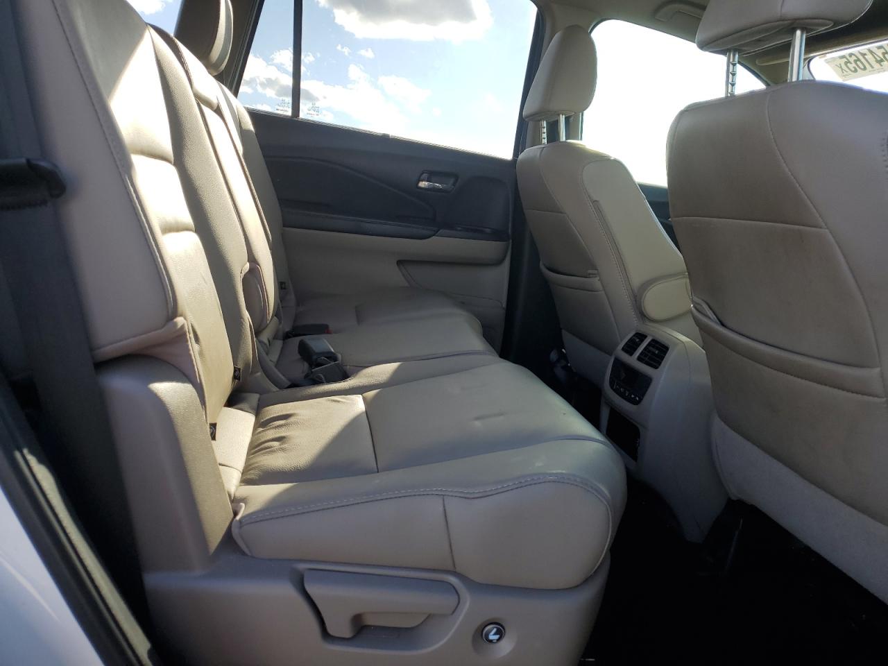 2019 Honda Pilot Exl VIN: 5FNYF6H53KB071833 Lot: 92154165