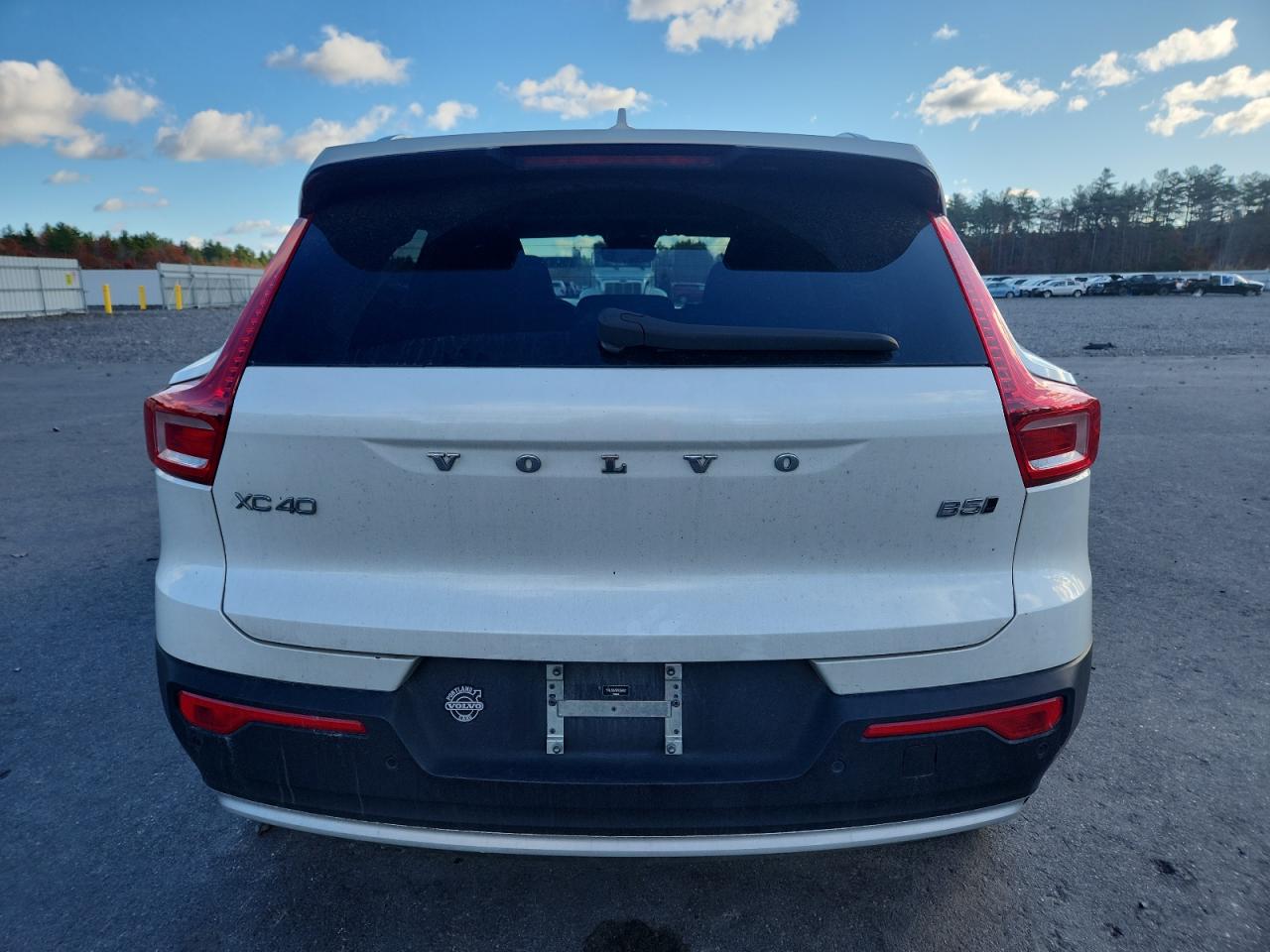 2023 Volvo Xc40 Core VIN: YV4L12UV8P2058932 Lot: 90919065