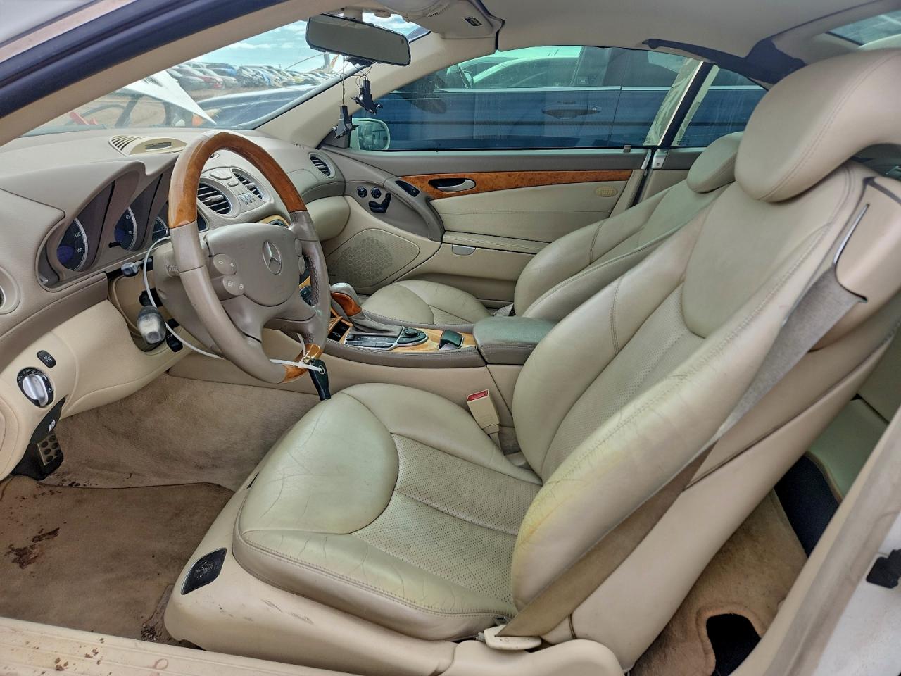 2004 Mercedes-Benz Sl 500 VIN: WDBSK75FX4F076562 Lot: 87221275