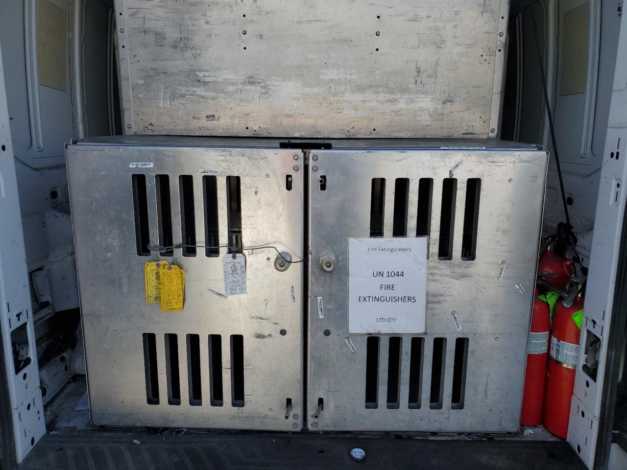 2016 Ford Transit Utility / Service Van VIN: 1FTBW2CM7GKA53973 Lot: 91330325