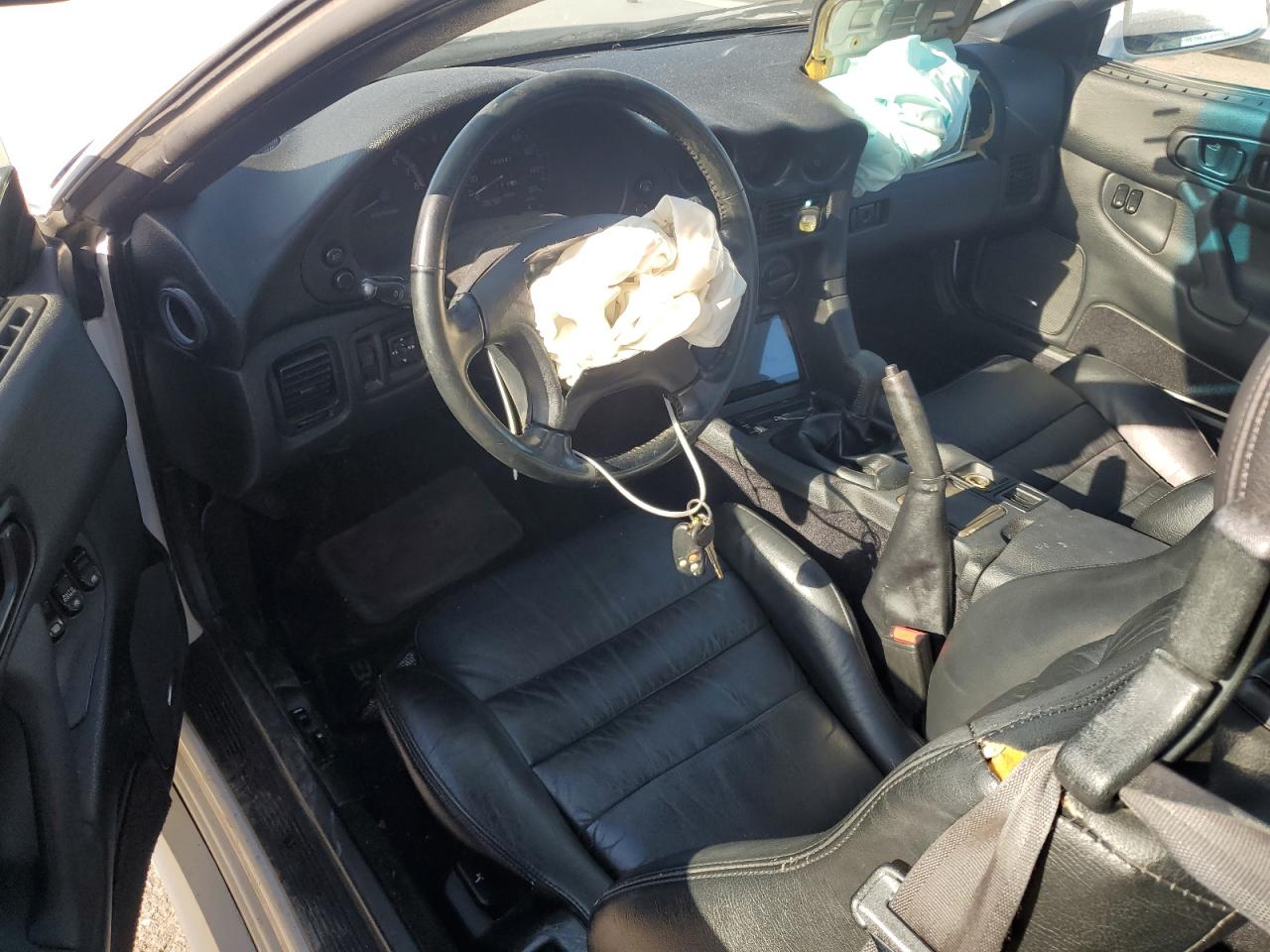 1998 Mitsubishi 3000 Gt VIN: JA3AM44H0WY003862 Lot: 92623145