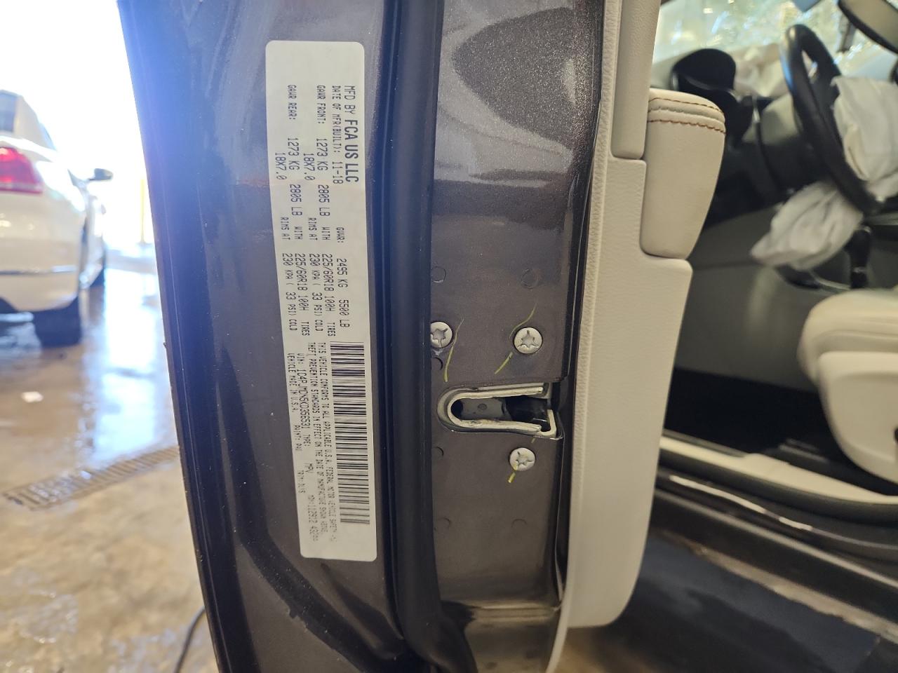 2019 Jeep Cherokee Limited VIN: 1C4PJMDN5KD356531 Lot: 92411265