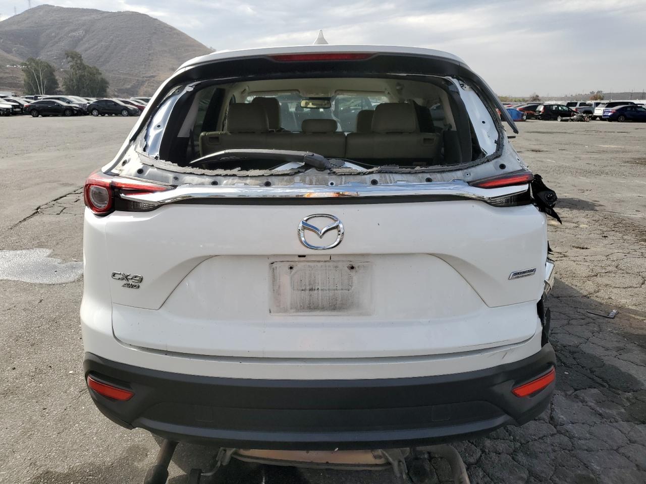 2018 Mazda Cx-9 Touring VIN: JM3TCBCY6J0217739 Lot: 92059635