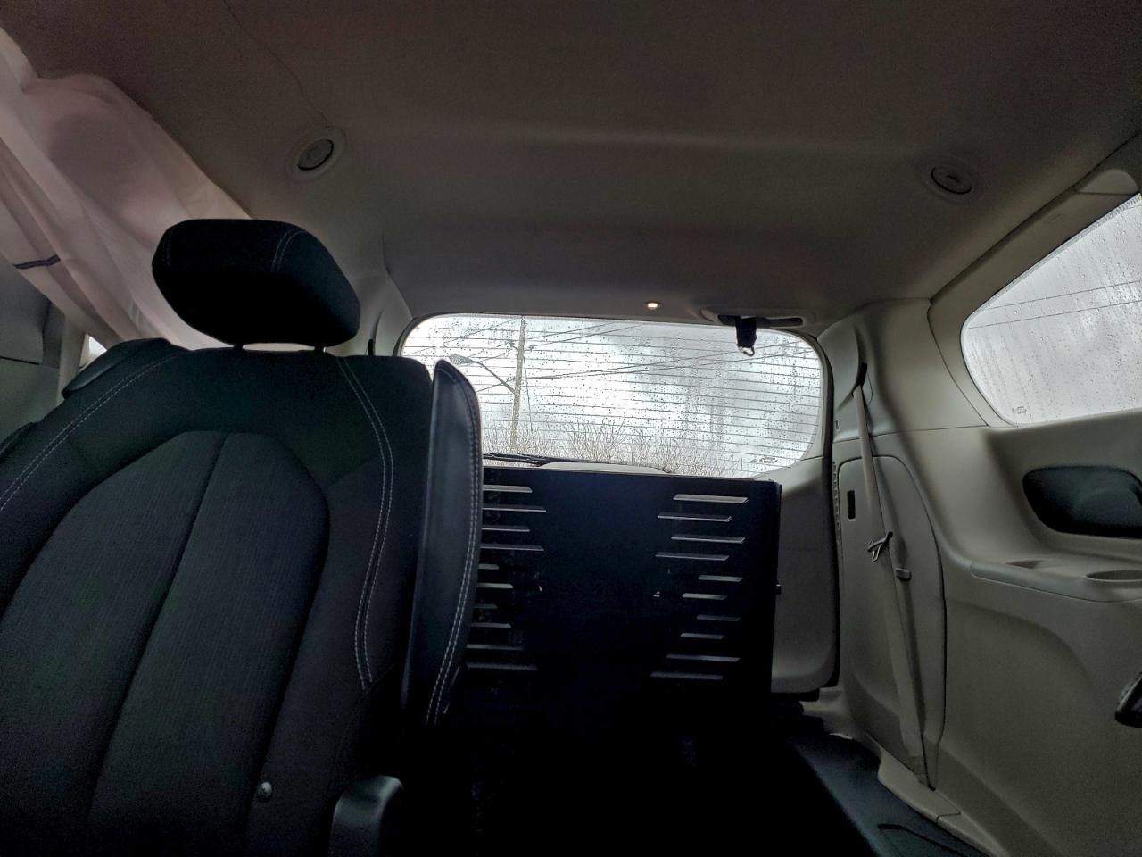 2022 Chrysler Voyager Lx VIN: 2C4RC1CG7NR159320 Lot: 93739465