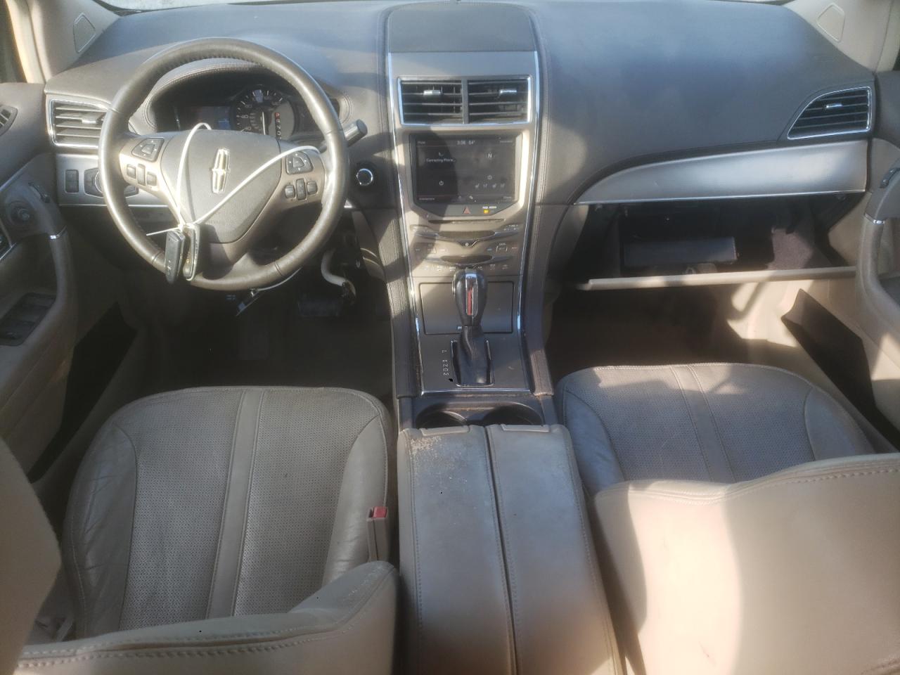 2011 Lincoln Mkx VIN: 2LMDJ6JK4BBJ03327 Lot: 93447995