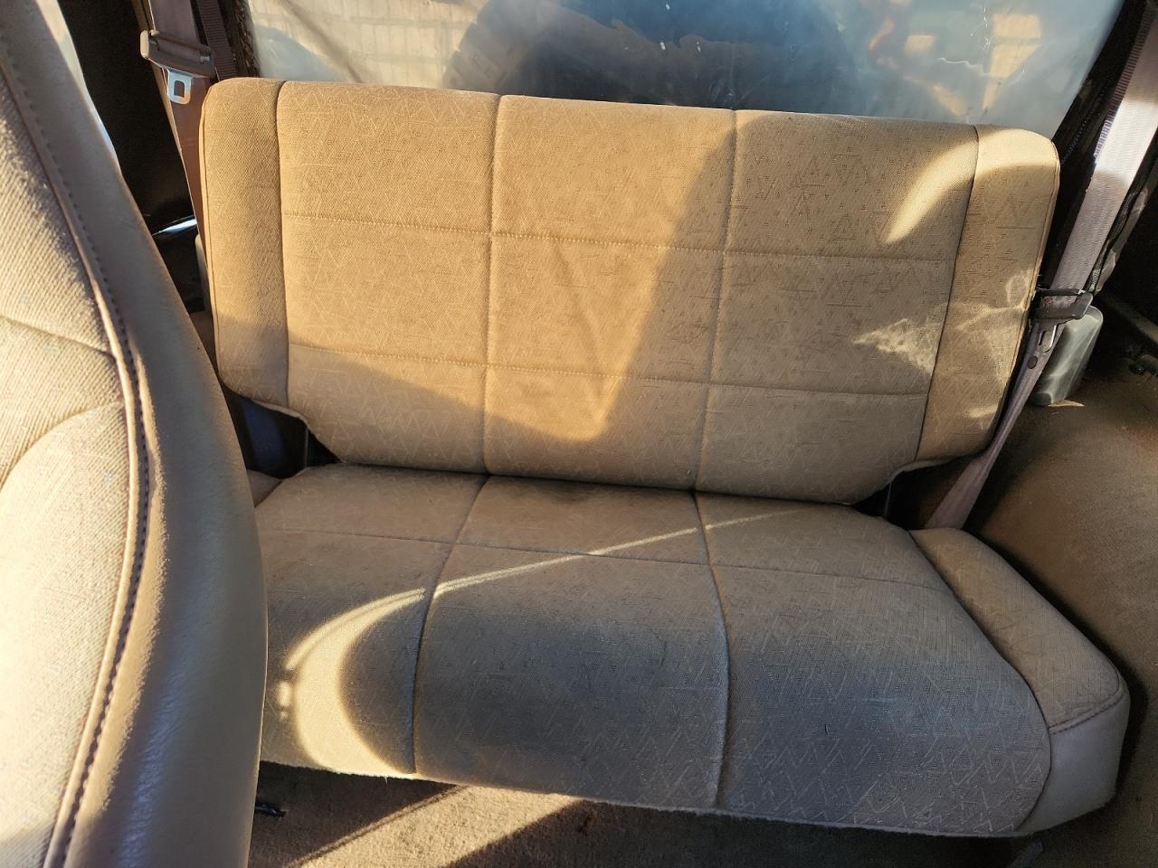 2001 Jeep Wrangler / Tj Sport VIN: 1J4FA49S11P369858 Lot: 92529055