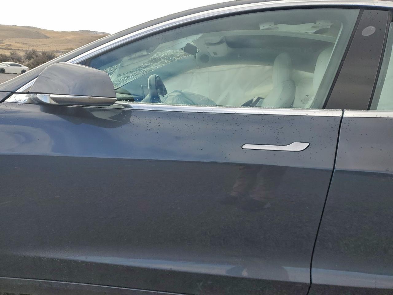 2018 Tesla Model 3 VIN: 5YJ3E1EB2JF056264 Lot: 94088295