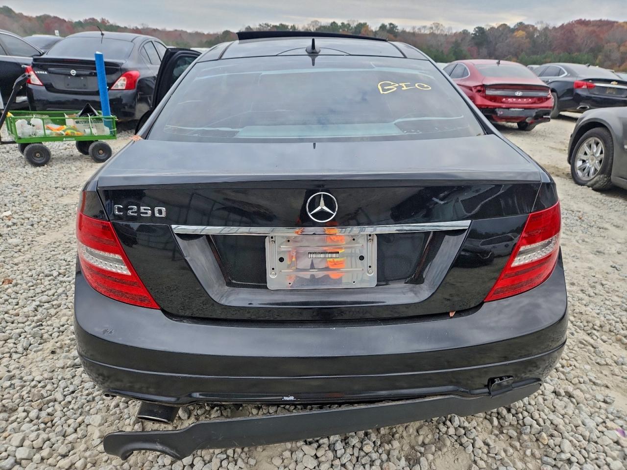 2012 Mercedes-Benz C 250 VIN: WDDGJ4HB8CF928817 Lot: 93864675