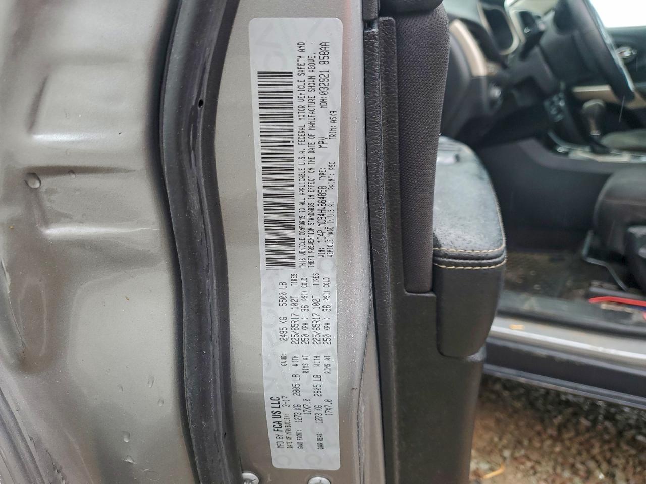 2017 Jeep Cherokee Latitude VIN: 1C4PJMCB4HW664858 Lot: 94427375