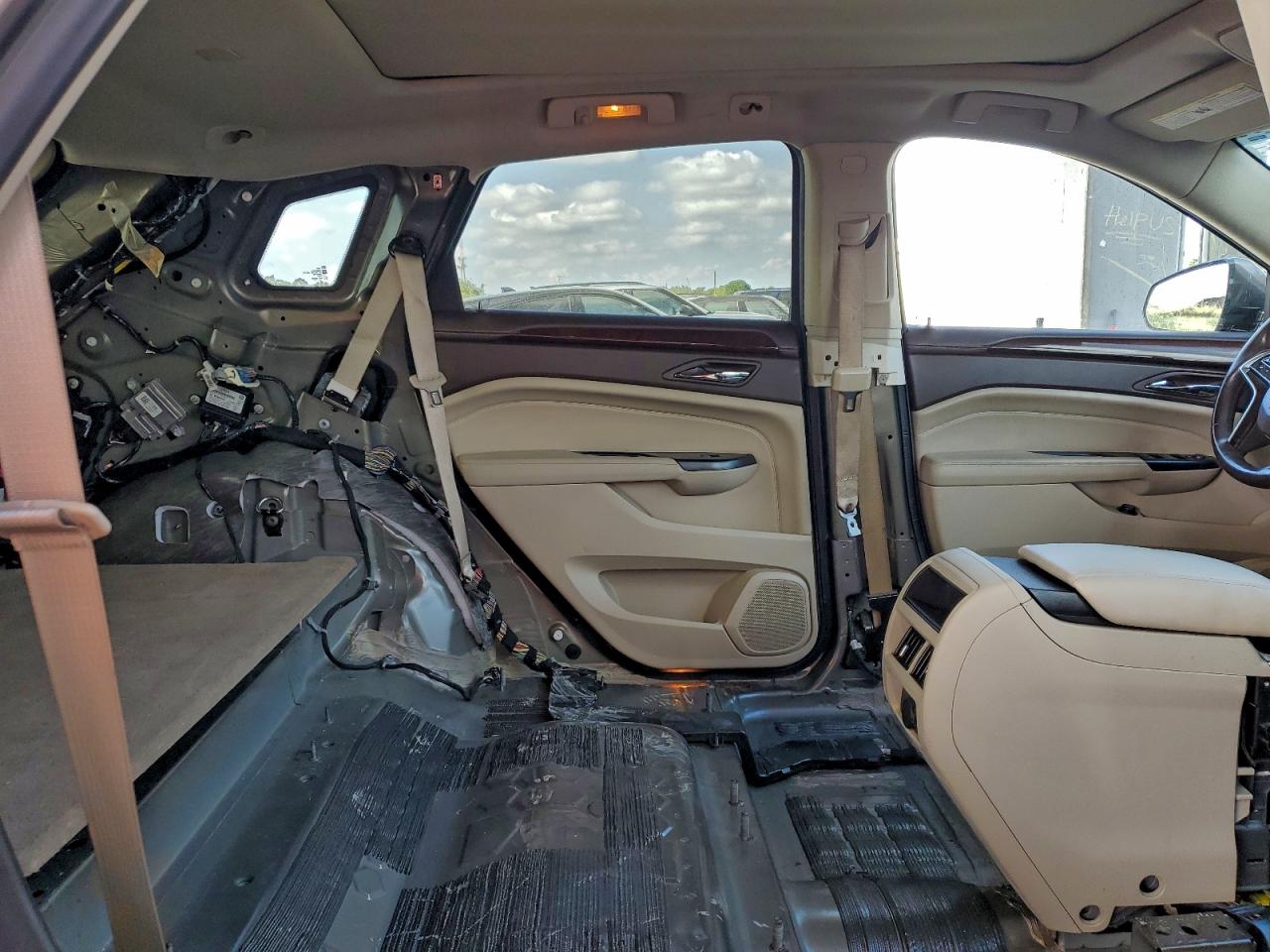 2015 Cadillac Srx Luxury Collection VIN: 3GYFNBE36FS609390 Lot: 94076055