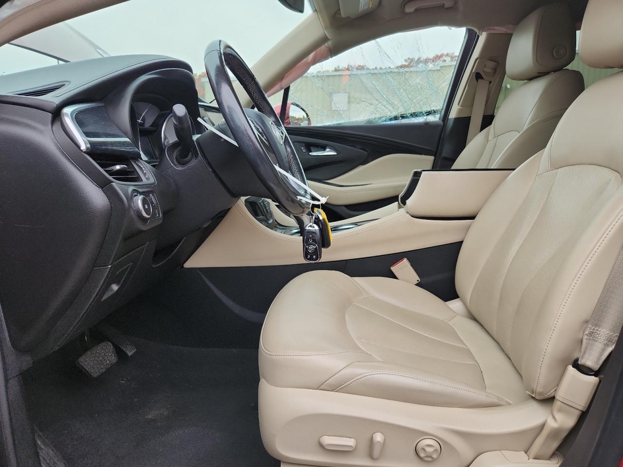 2017 Buick Envision Essence VIN: LRBFXDSA1HD119262 Lot: 90395575