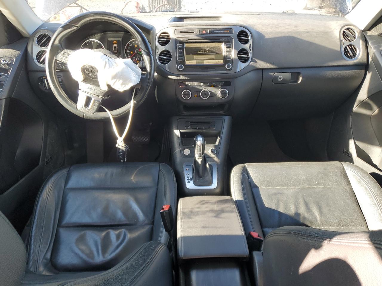 2015 Volkswagen Tiguan S VIN: WVGJV7AXXFW516748 Lot: 92627485