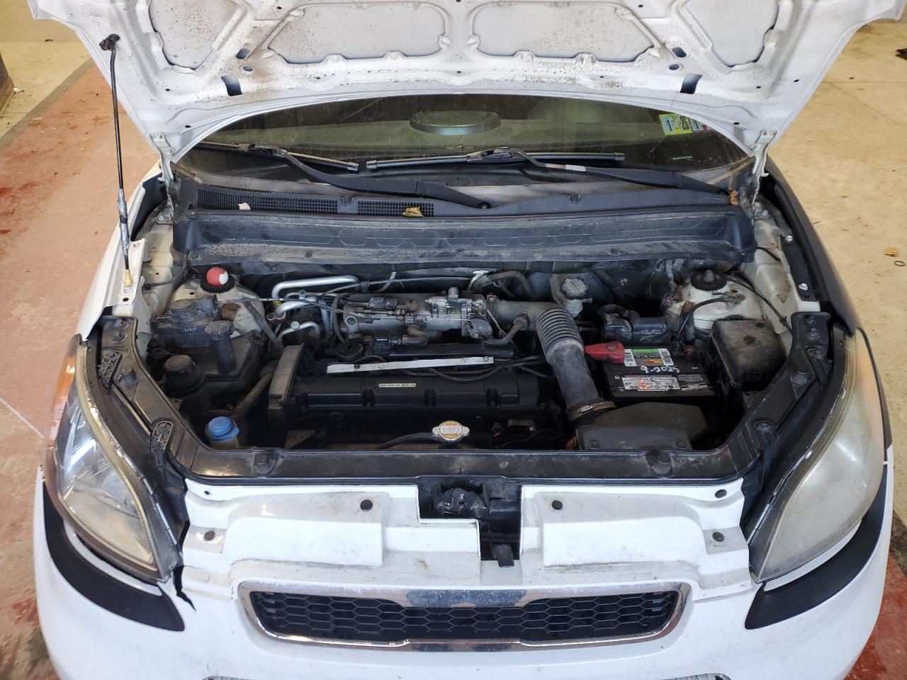 2011 Kia Soul + VIN: KNDJT2A22B7704329 Lot: 93316135