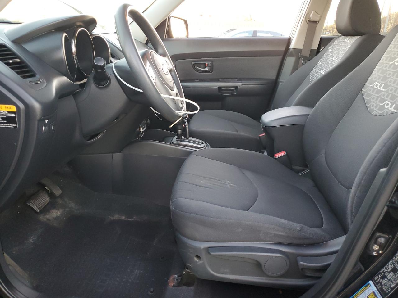 2010 Kia Soul + VIN: KNDJT2A22A7125209 Lot: 93126925