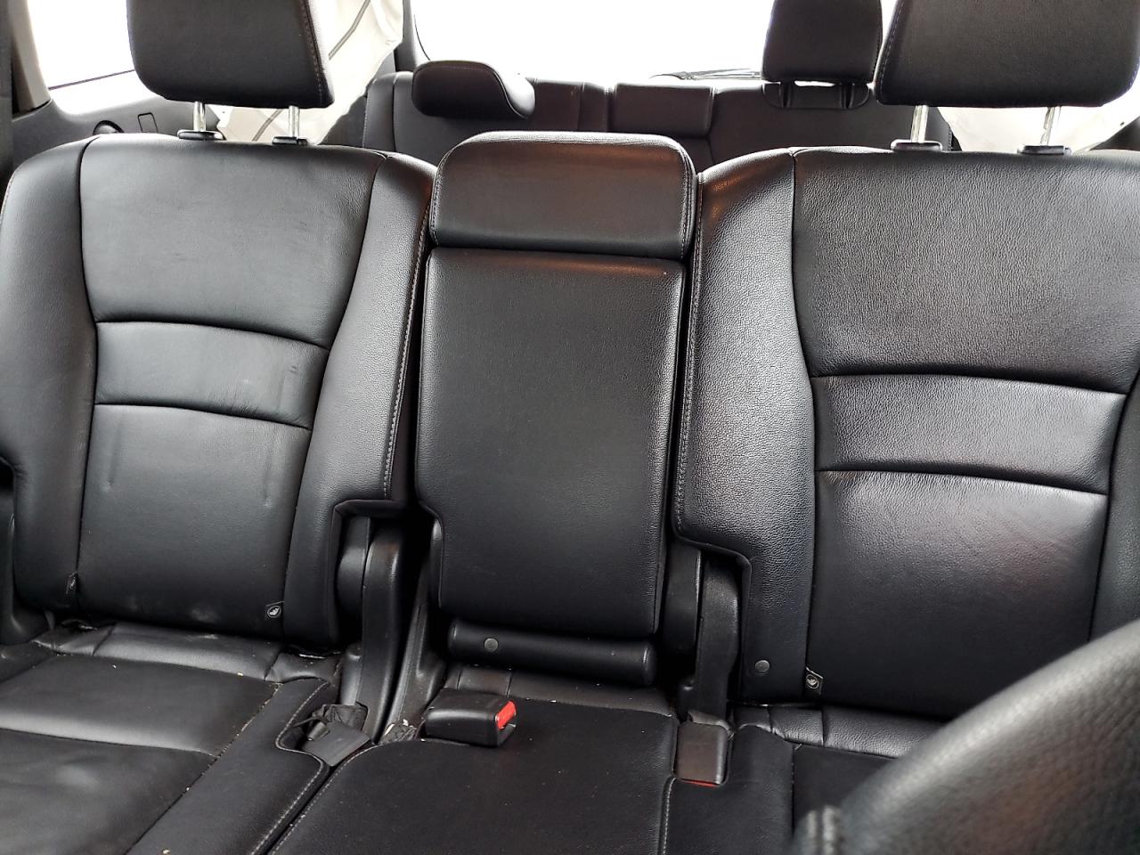 2017 Honda Pilot Exln VIN: 5FNYF6H78HB080201 Lot: 92297305